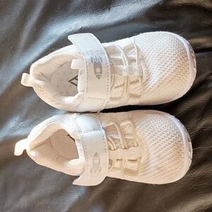 Toddler sneakers